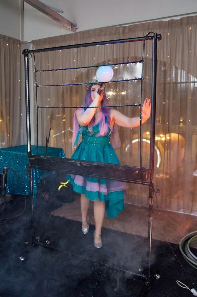 Ирина Головко Bubble Doll Show Шоу мыльных пузырей премиум с вертикальной рамкой  4