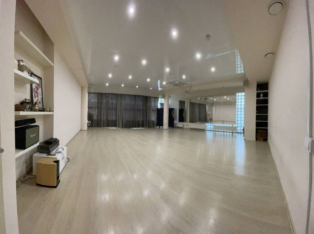 сниму площадь для фитнес зала. 6 зал мероприятий и йоги. сдача зала в аренду. сдача зала в аренду. хореографический зал.